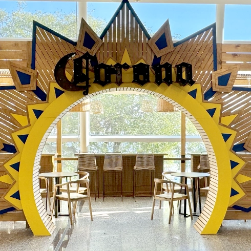 portada del trabajo para cerveza corona